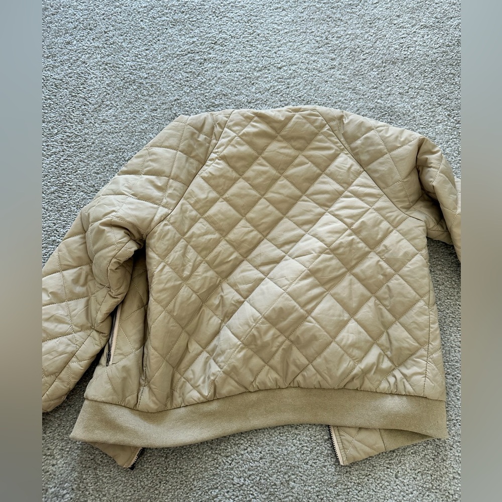 Bomber jacket - Picture 3 of 3